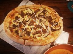 烤牛肉披萨-I HOLIC艾豪丽披萨(KKone店)