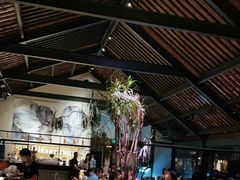 -喜洲吧·江畔老船厂·庭院餐厅(喜临院店)