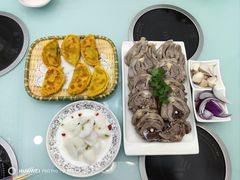 -伊源鼎盛餐饮服务有限公司