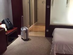 -宜昌均瑶国际酒店(宜昌CBD购物中心夷陵广场店)