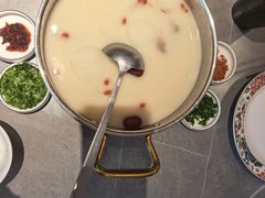 -羊门客在·烤盐池滩羊·川菜