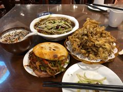 -老兰家传统烧烤炒菜泡馍(小南门店)