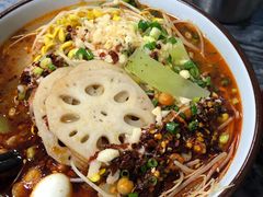 -重庆火红麻辣烫(伟超置业大厦店)
