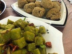 -王万妈卤猪脚(青岩交通路)