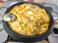 -豚妈妈汤饭·部队锅(南京东路店)