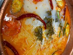 -洱火云南酸菜牛肉火锅(石景山当代商城店)