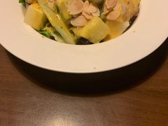 -拉亚汉堡经典餐厅(商城路店)