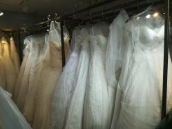 -艾慕婚纱礼服馆(和平店)