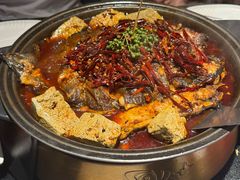 -辣尚瘾·烤鱼·新川菜(牡丹园直营店)