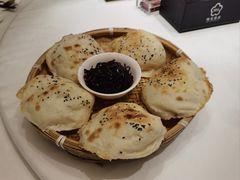-梅花香里大酒店(郁金香路店)