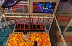 -嗨翻Hi-Fun竞技主题乐园·蹦床团建生日聚会(五棵松华熙店)