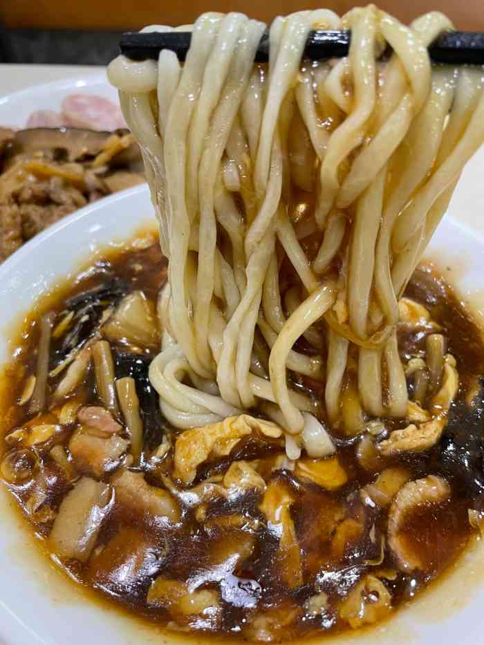 畅然居老北京抻面-"很早之前随机刷到过这个店,之后又在盗月社.