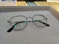 -横岗眼镜城