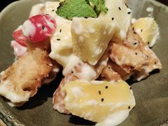 香芒沙拉油条虾-安南越南餐厅(青岛万象城店)