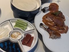 精品烤鸭-悦江(梅奔中心店)