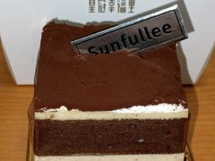 -皇冠幸福里动物奶油生日蛋糕(光谷软件园店)