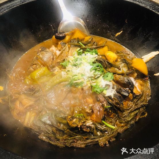 屯里人铁锅炖(香河店)