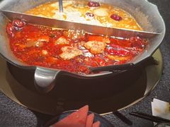 -湊湊火锅·茶憩(南京东路悦荟店)