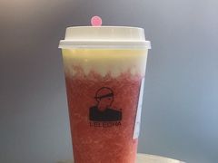 草莓酪酪茶-LELECHA乐乐茶(新街口大洋店)