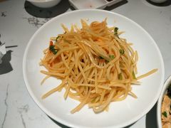 -关东小磨东北菜(漕河泾印象城店)