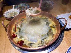 -洱火云南酸菜牛肉火锅(石景山当代商城店)