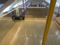 -YASAKI国际舞蹈中心