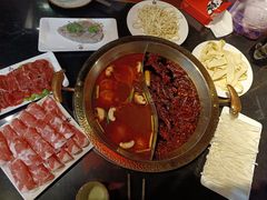 -味蜀吾正宗川味老火锅(横店店)