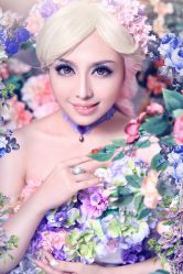 -星元素cosplay动漫摄影写真工作室