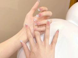 -悦指间美甲美睫