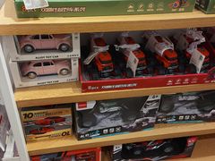 -名创优品(广东省广州琶洲保利广场店)