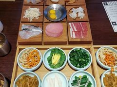 -银米·云南传统过桥米线(双廊黑金冠店)