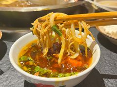 -四小区火锅·巷子里的重庆火锅(花照壁店)