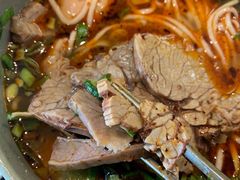 -臻老板牛肉面(光华路SOHO店)