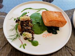 盘煎苏格兰三文鱼-上海和平饭店华懋阁 Cathay Room