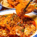 终于有能让我吃饱的中式小酒馆了，开始炫饭