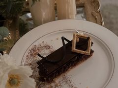 榛子黑巧克力-BEC(好景花园店)