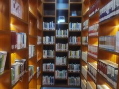 -上海市虹口区图书馆(曲阳分馆)