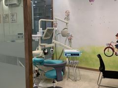 -牙易美口腔连锁(圣堂店)