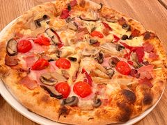 -城市大道红炉披萨烘焙坊