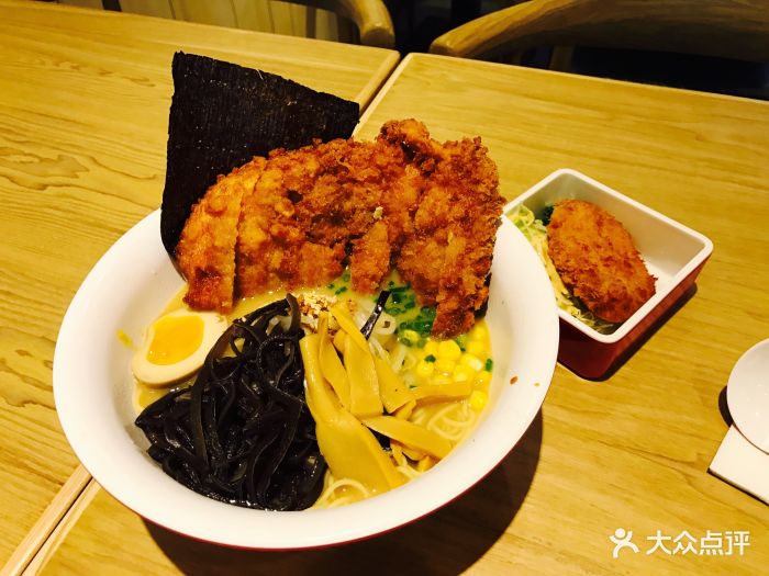 和户豚骨拉面(湖东店)超大鸡排拉面图片 - 第4张