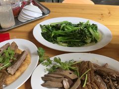 -乌文新澄海卤鹅店
