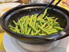 砂锅咸蛋啫豆角-台山美食一绝阿四台山黄鳝饭(阿四创作店)