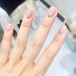 -Pink You美甲洗眉纹绣定制中心