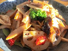 -天天向上素食餐厅(五台山店)