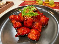 红酒泡沫牛仔粒-荟廷·晶萃(陆家嘴尚悦湾店)