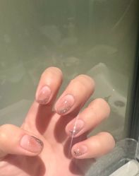 -Miss·A日式美甲美睫