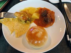 -唐拉雅秀酒店-西锦汇空中BBQ·思创餐厅