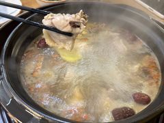 -濠轩阁特色生蚝火锅(水湾路店)