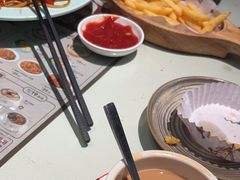 -雍哲港式餐厅(现代广场店)