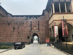-斯福尔扎古堡